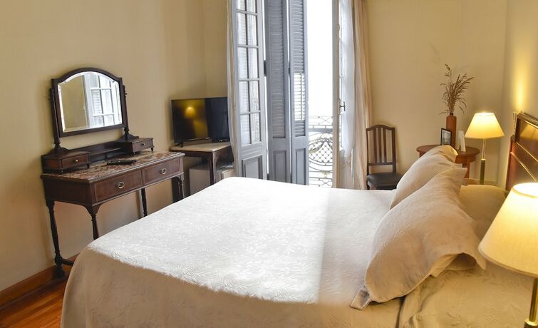 Imagen de la habitación del Hotel Palacio, Montevideo. Foto 14