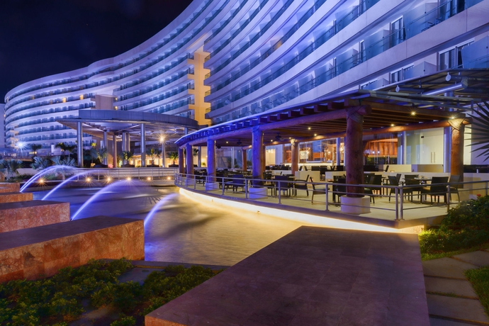 Imagen del bar/restaurante del Hotel Palacio Mundo Imperial. Foto 4