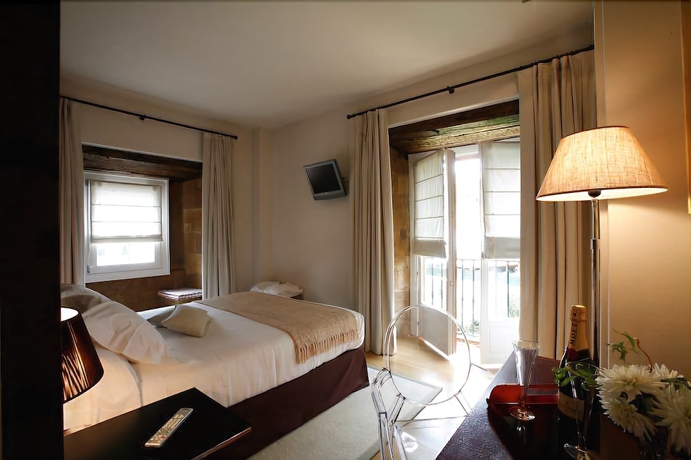 Imagen de la habitación del Hotel Palacio Muñatones. Foto 10