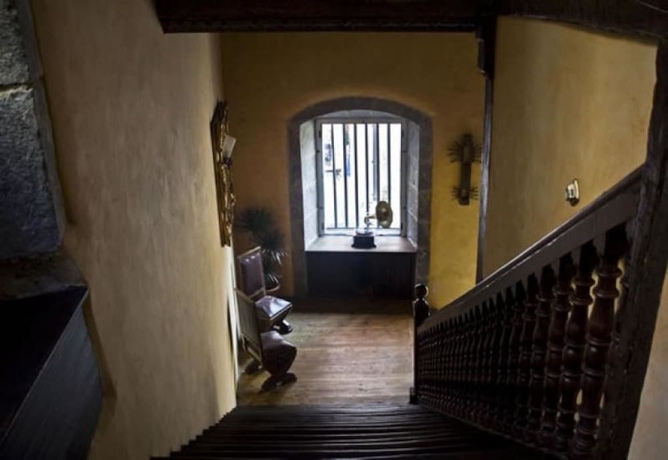 Imagen de los interiores del Hotel Palacio Oxangoiti. Foto 16