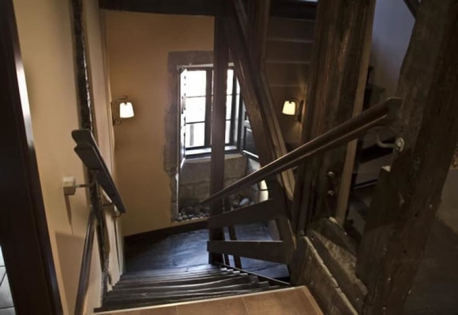 Imagen de los interiores del Hotel Palacio Oxangoiti. Foto 17