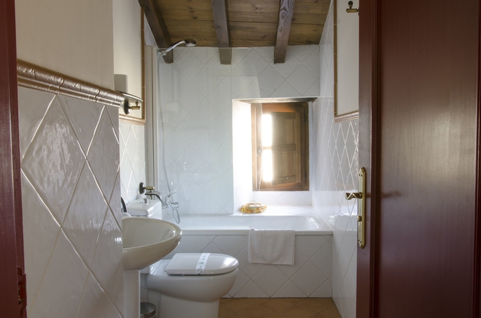 Imagen de la habitación del Hotel Palacio Rejadorada. Foto 8