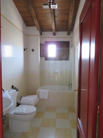 Imagen de la habitación del Hotel Palacio Rejadorada. Foto 9