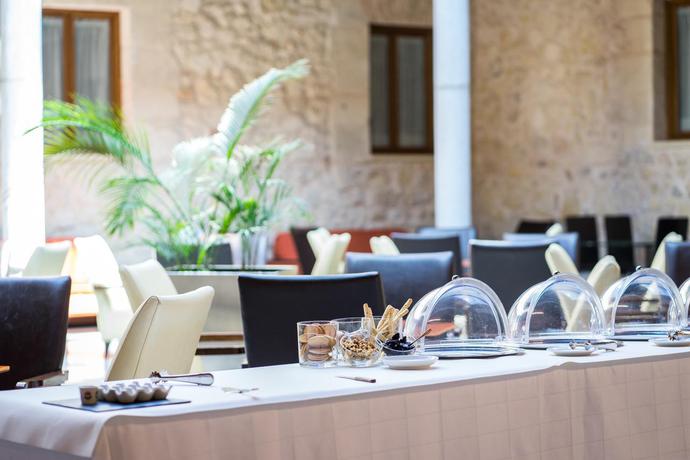 Imagen general del Hotel Palacio San Facundo. Foto 9