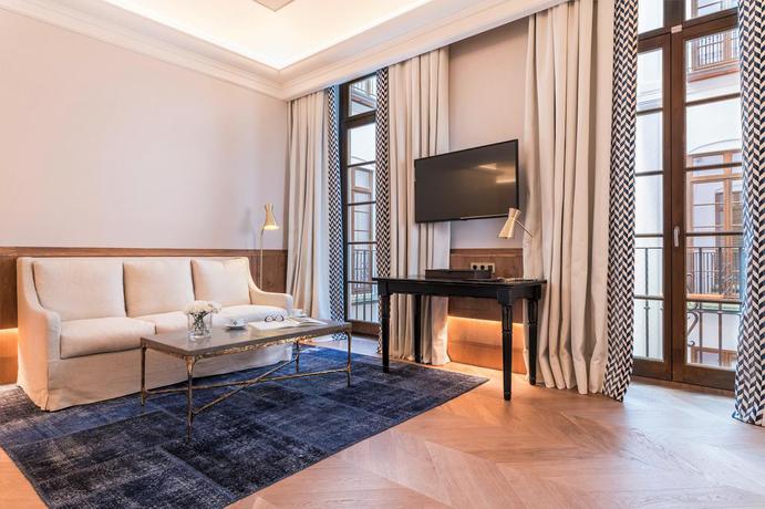 Imagen de la habitación del Hotel Palacio Solecio, A Small Luxury Of The World. Foto 15