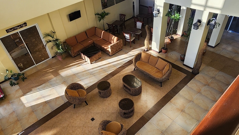 Imagen de los interiores del Hotel Palacio, Tiniguiban. Foto 10