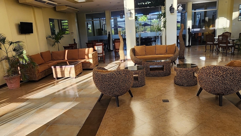 Imagen de los interiores del Hotel Palacio, Tiniguiban. Foto 11