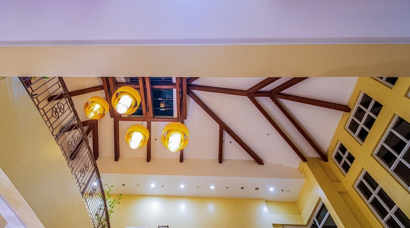 Imagen de los interiores del Hotel Palacio, Tiniguiban. Foto 19