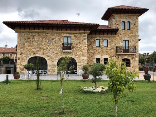 Imagen general del Hotel Palacio Torre De Galizano. Foto 7