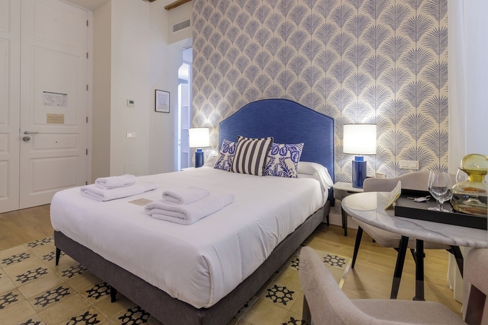 Imagen de la habitación del Hotel Palacio Vegafuente. Foto 12