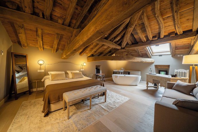 Imagen de la habitación del Hotel Palacio de Luko. Foto 10