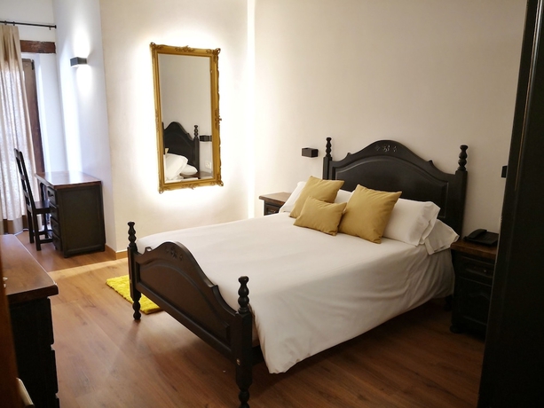Imagen de la habitación del Hotel Palacio de Monjaraz. Foto 10