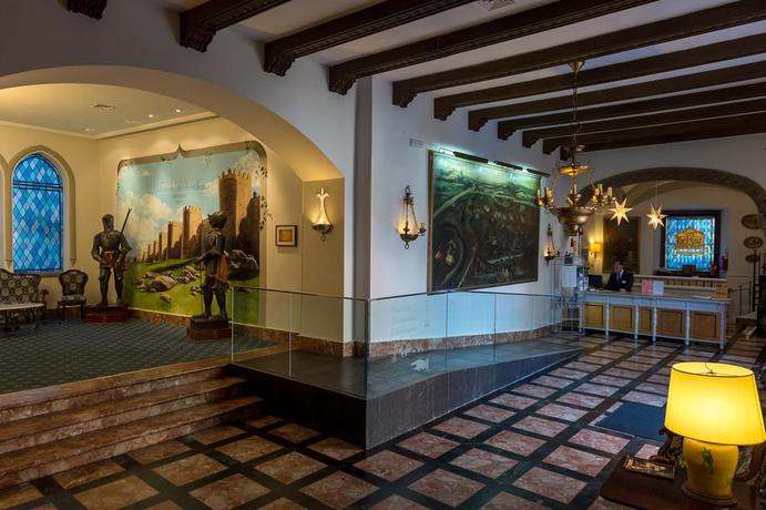 Imagen de los interiores del Hotel Palacio de Valderrabanos. Foto 12