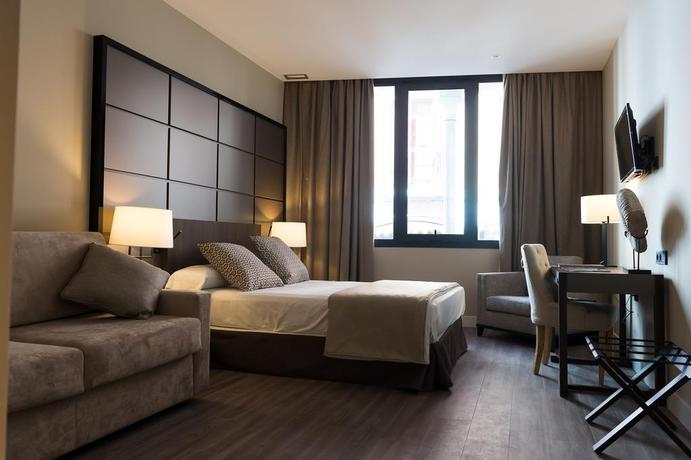 Imagen de la habitación del Hotel Palacio de Valderrabanos. Foto 5