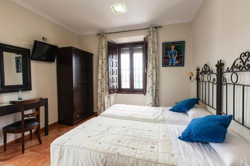 Imagen de la habitación del Hotel Palacio del Intendente. Foto 7