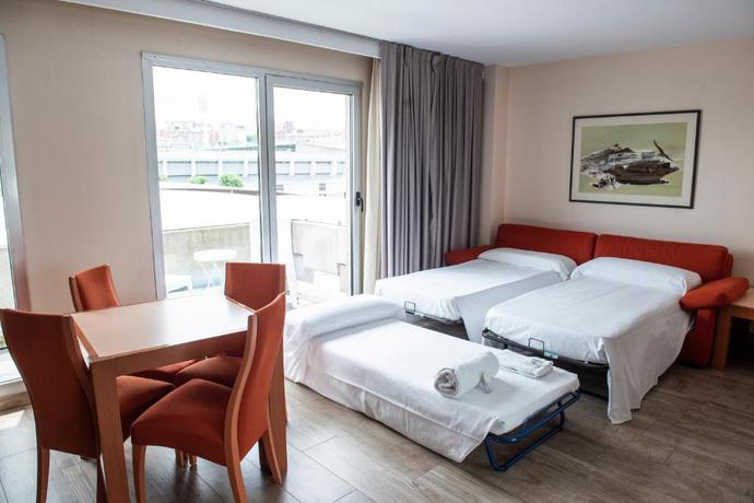 Imagen de la habitación del Hotel Palacio del Mar. Foto 15