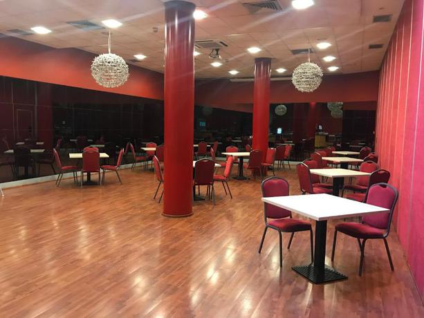 Imagen del bar/restaurante del Hotel Palacio del Mar. Foto 6