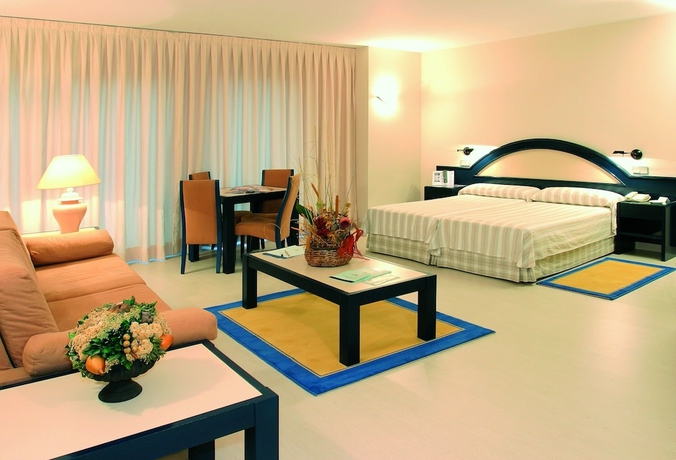 Imagen de la habitación del Hotel Palacio del Mar. Foto 8