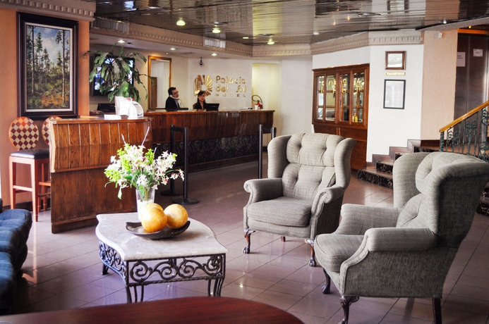 Imagen de los interiores del Hotel Palacio del Sol. Foto 9