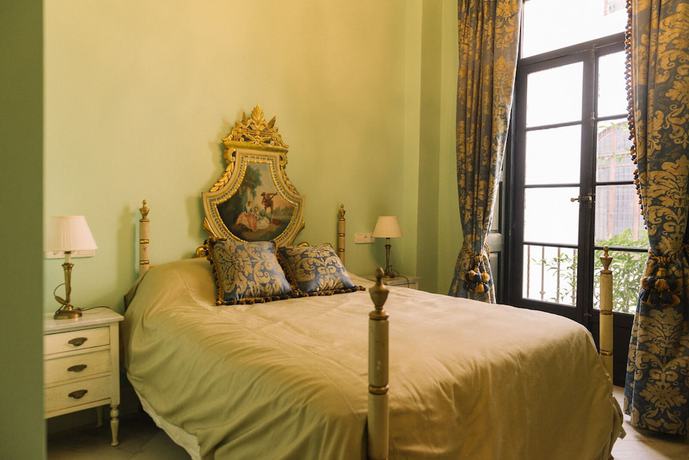 Imagen de la habitación del Hotel Palacio del Virrey Laserna. Foto 3