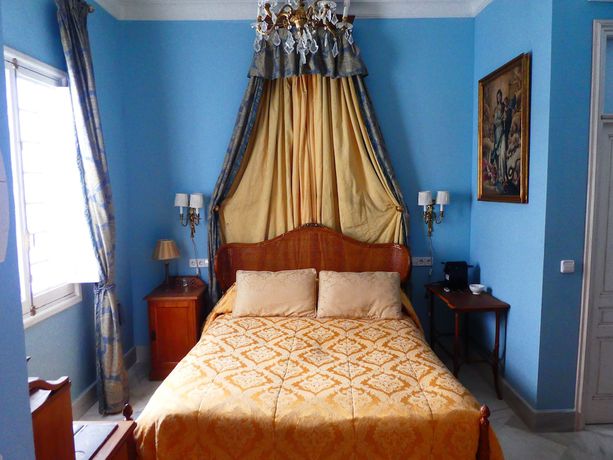 Imagen de la habitación del Hotel Palacio del Virrey Laserna. Foto 5