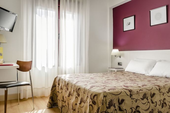 Imagen de la habitación del Hotel Palacios, Alfaro. Foto 7