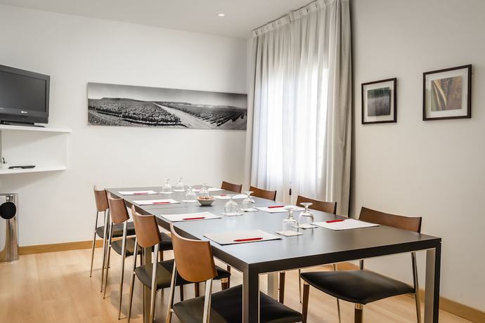 Imagen de los interiores del Hotel Palacios, Alfaro. Foto 18