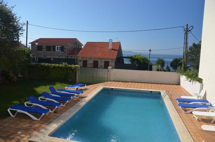 Imagen de la piscina del Hotel Palacios, Sanxenxo. Foto 19
