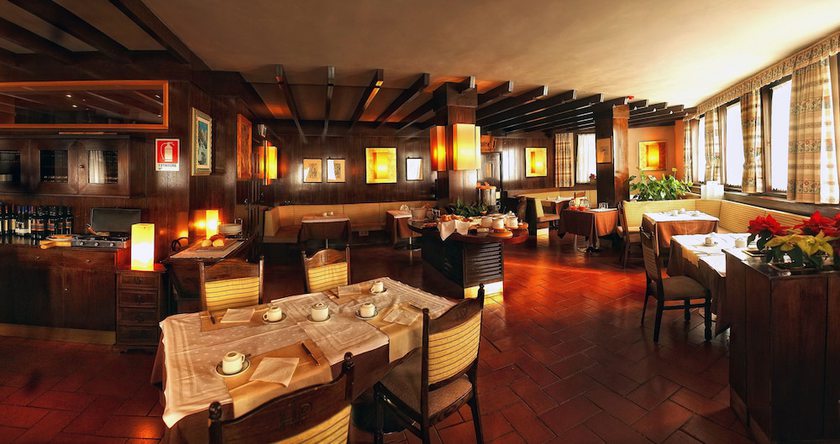 Imagen del bar/restaurante del Hotel Paladin, San Martino di Castrozza. Foto 9