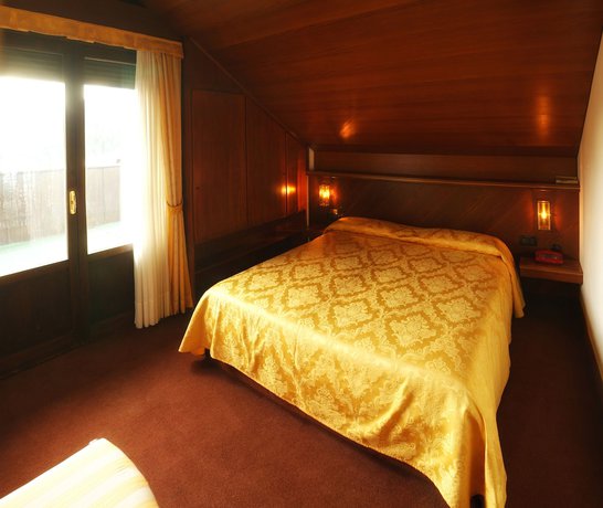 Imagen de la habitación del Hotel Paladin, San Martino di Castrozza. Foto 10