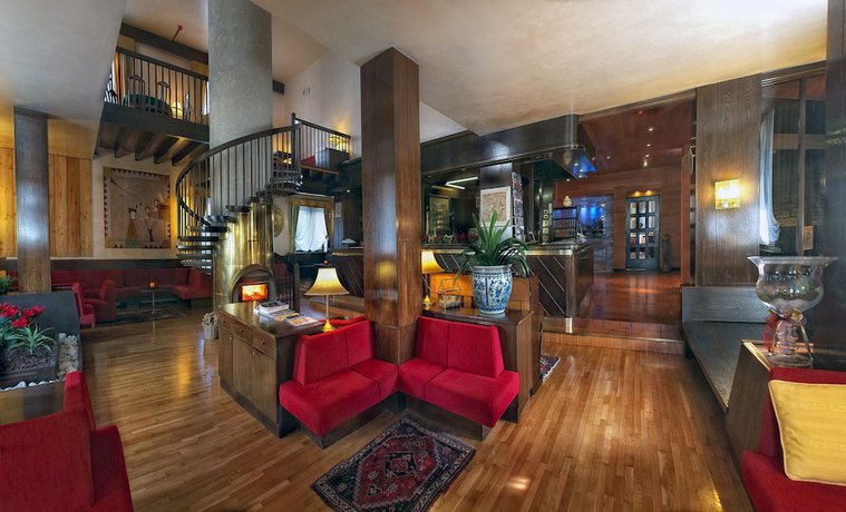 Imagen de los interiores del Hotel Paladin, San Martino di Castrozza. Foto 19
