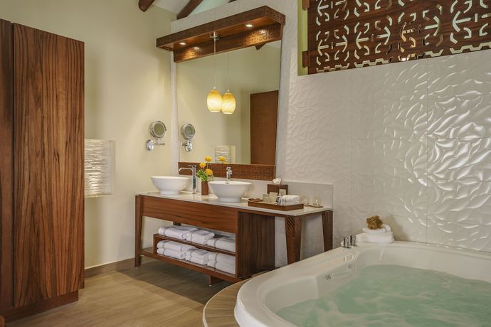 Imagen de la habitación del Hotel Palafitos Overwater Bungalows at El Dorado Maroma by Karisma. Foto 15