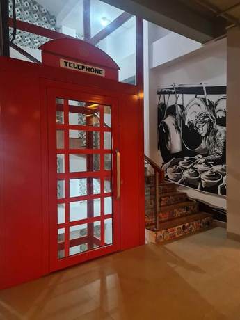 Imagen de los interiores del Hotel Palagan Huis. Foto 15