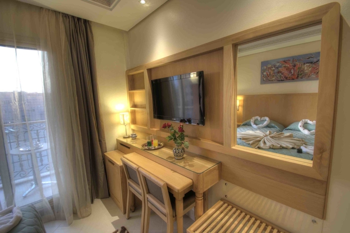 Imagen de la habitación del Hotel Palais Al Bahja. Foto 9