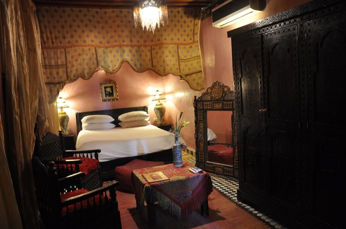 Imagen de la habitación del Hotel Palais Al Firdaous. Foto 15