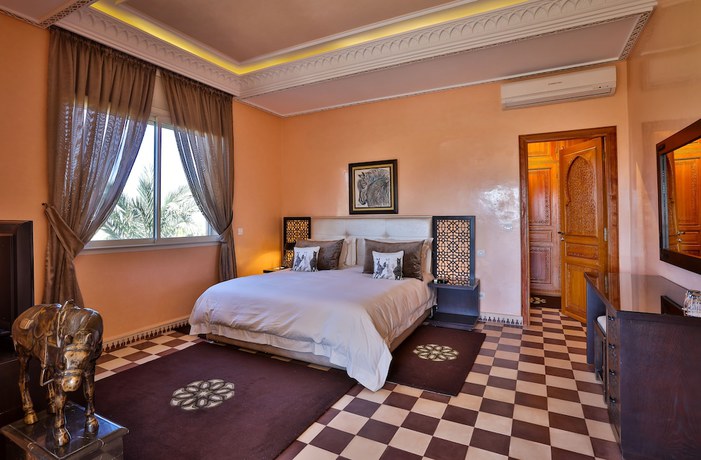 Imagen de la habitación del Hotel Palais Amador. Foto 13