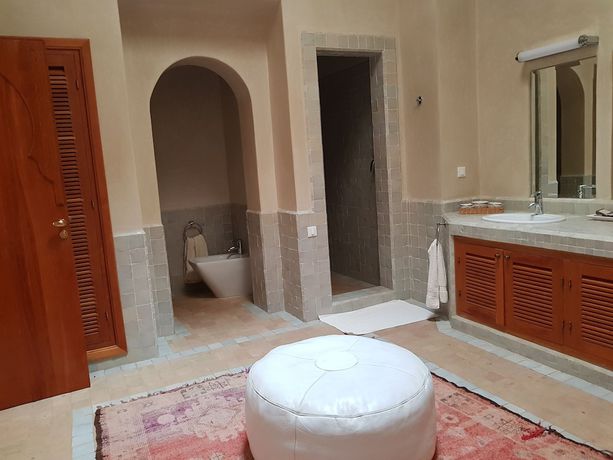 Imagen de la habitación del Hotel Palais Claudio Bravo. Foto 5