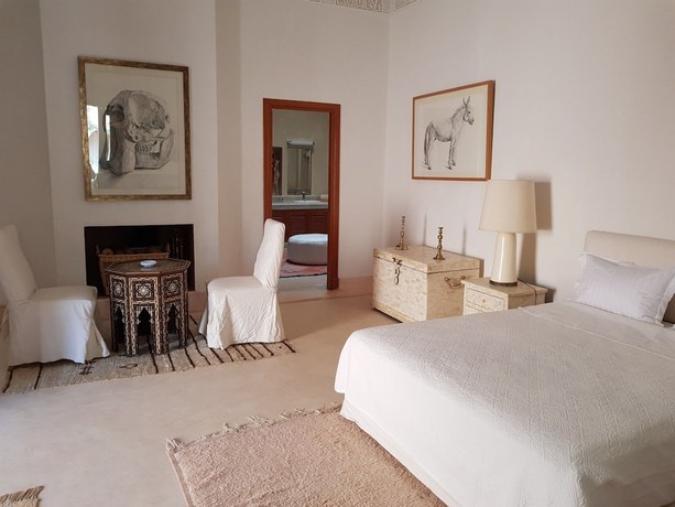 Imagen de la habitación del Hotel Palais Claudio Bravo. Foto 19