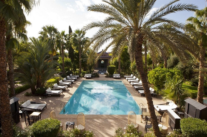 Imagen de la piscina del Hotel Palais De L'Ô. Foto 14