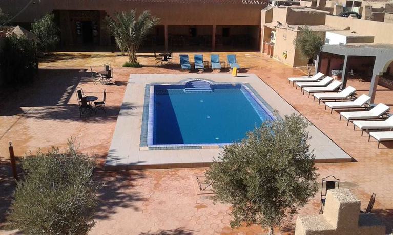 Imagen de la piscina del Hotel Palais Des Dunes. Foto 14