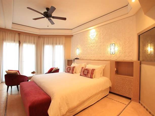 Imagen de la habitación del Hotel Palais D'hôtes Darsor. Foto 12