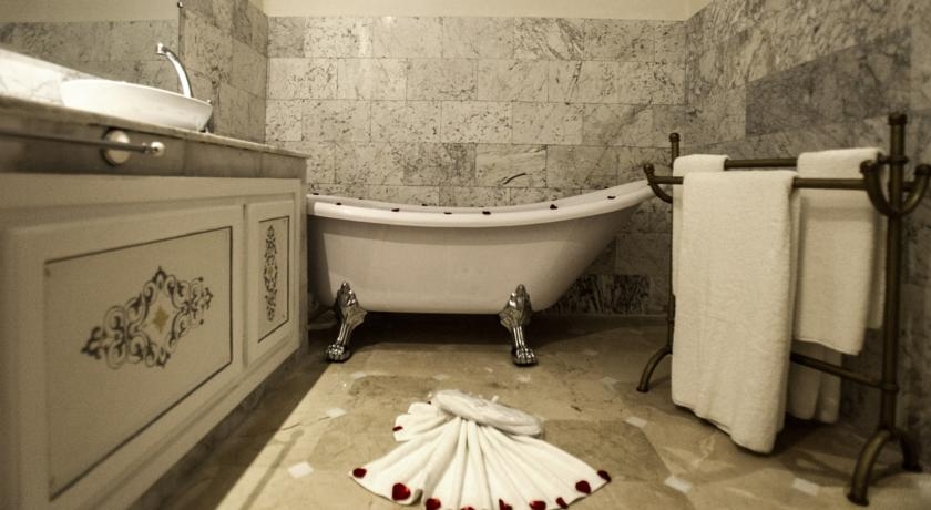 Imagen de la habitación del Hotel Palais Du Calife Riad Spa and Clubbing - Adults Only. Foto 3