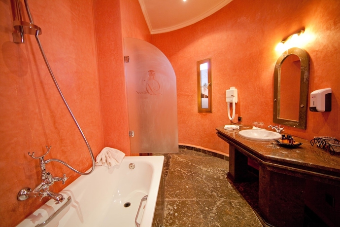 Imagen de la habitación del Hotel Palais Du Desert and Spa. Foto 12