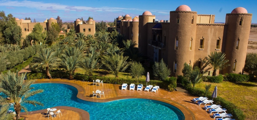 Imagen de la piscina del Hotel Palais Du Desert and Spa. Foto 18