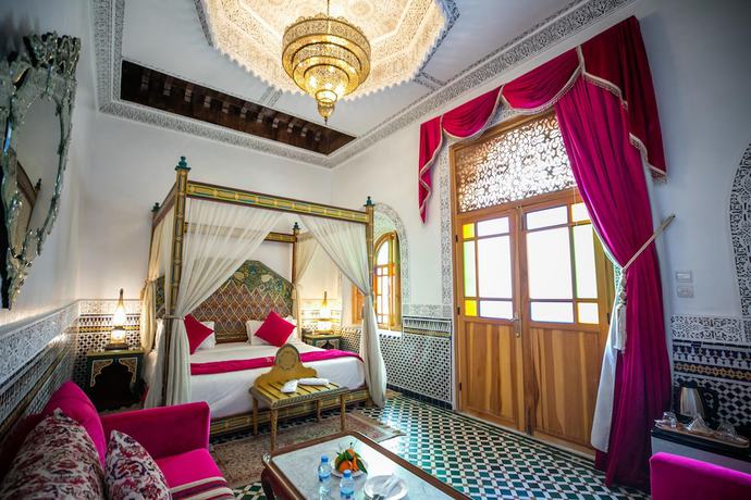 Imagen de la habitación del Hotel Palais Houyam. Foto 7