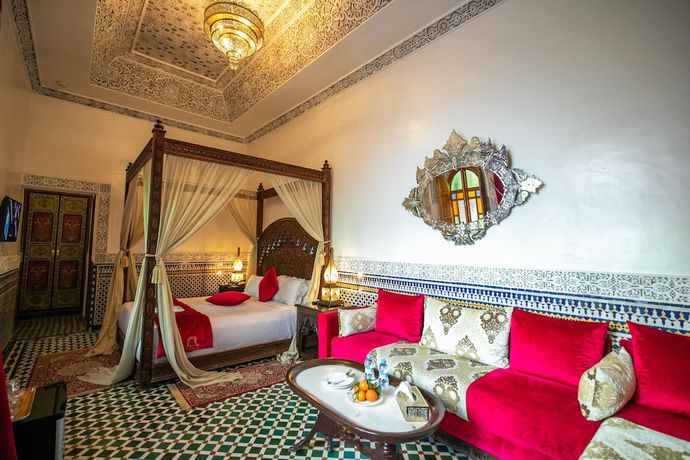 Imagen de la habitación del Hotel Palais Houyam. Foto 14