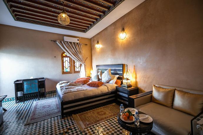 Imagen de la habitación del Hotel Palais Houyam. Foto 19