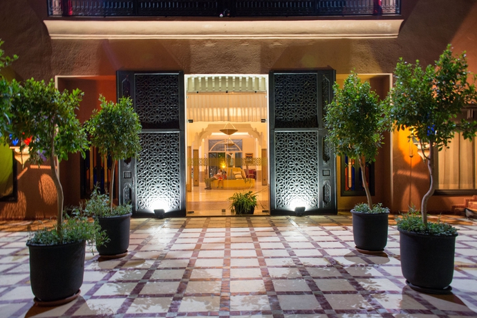 Imagen de los exteriores del Hotel Palais Jena and Spa. Foto 9