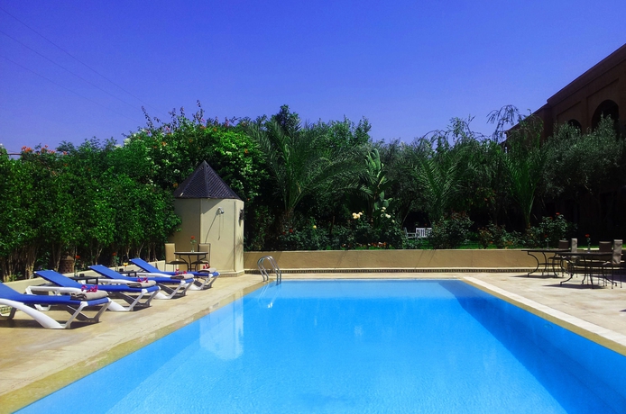 Imagen de la piscina del Hotel Palais Jena and Spa. Foto 15