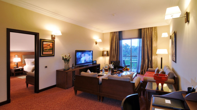 Imagen de la habitación del Hotel Palais Medina Riad Resort. Foto 11